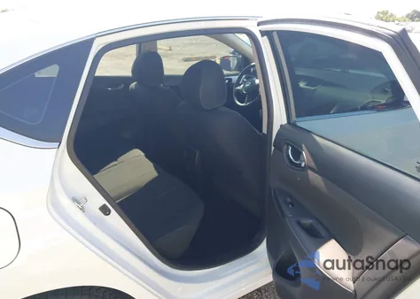 2018 Nissan Sentra S/Sv/Sr/Sl z USA, uszkodzony, nr VIN 3N1AB7AP4JY303649